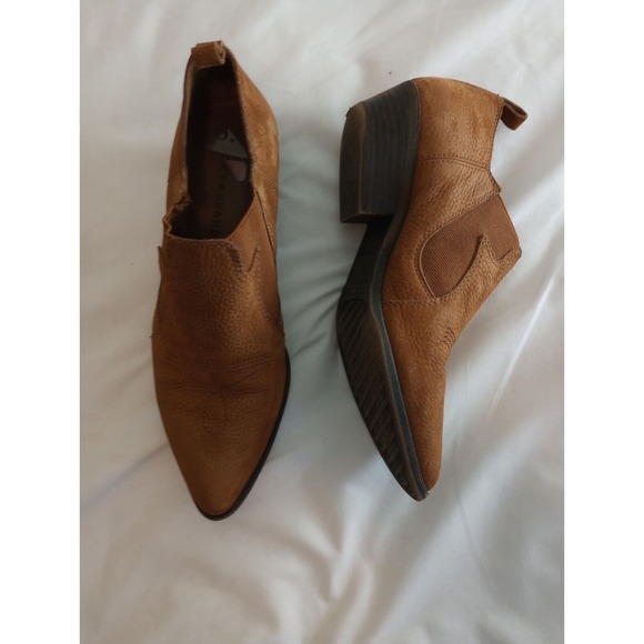 Lucky Brand Joelle Light Brown Nubuck Leather Ankle Booties, Size 8.5 - Picture 4 of 11